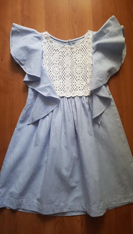 Красиве плаття для дівчинки zara