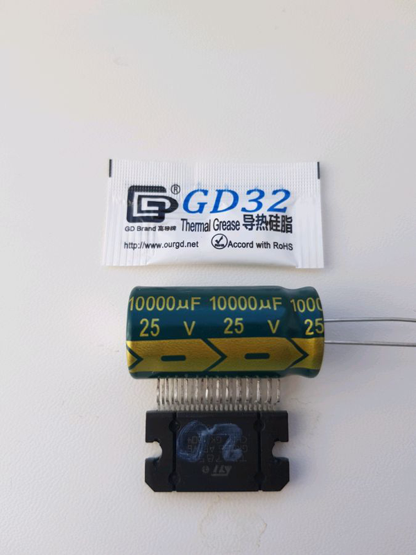 Конденсатор 25v 20000mf