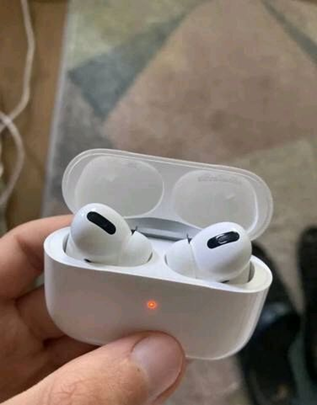AirPods Pro продам оригінал АІРПОДС ПРО - 2900 ₴, купить на ИЗИ (50067306)