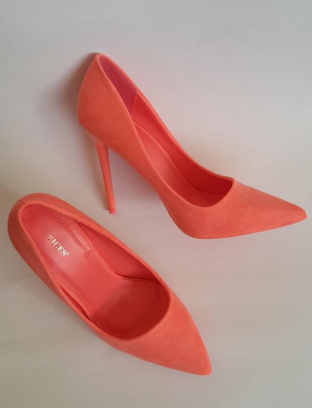 Оранжевые (персиковые) женские туфли vices 37 размер