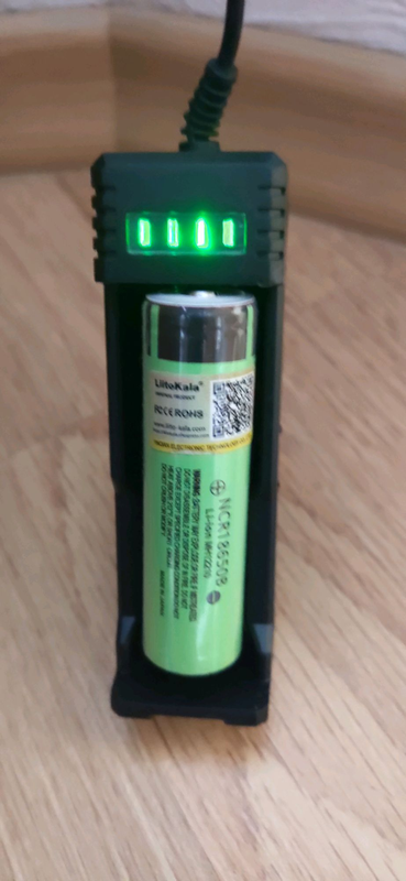 Зарядное устройство на 1 LI-ion аккумуляторов 18650: цена 98 грн ...