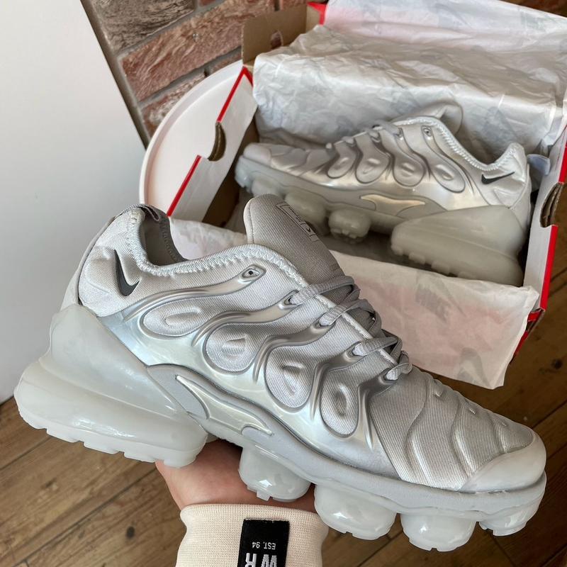 nike air vapormax plus size 3