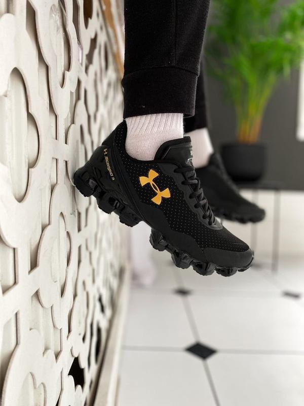 under armour scorpio black gold