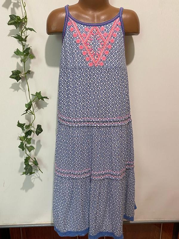 Удлиненное летнее платье /сарафан с вышивкой на девочку 12-13 лет