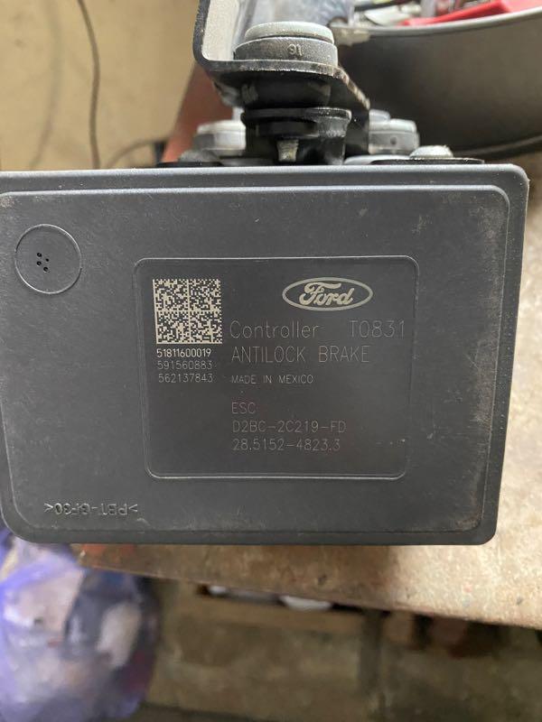 Блок ABS Ford Fiesta mk7 USA блок тормозов АБС купити недорого б/в на