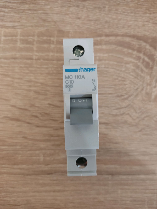 Автоматичний вимикач Hager MC110A MC 1P 10A C 6kA