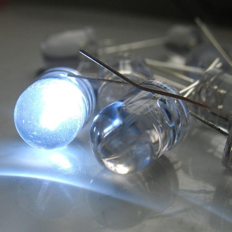 Світлодіод LED светодиод білий діаметр 10 мм 10 штук