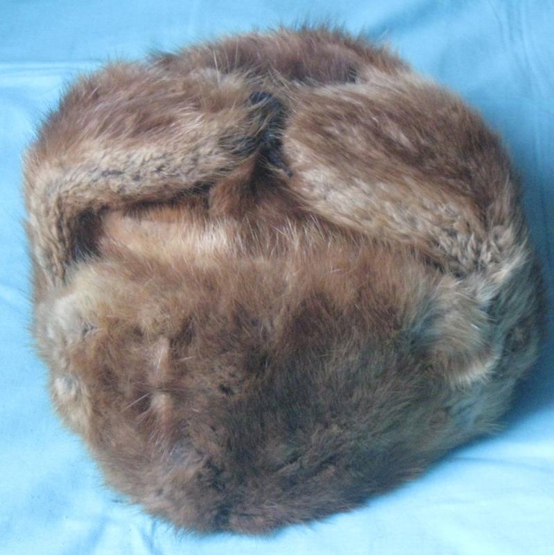 Пыжик шапка из какого. Брежнев пыжиковая шапка. Шапка ушанка пыжиковая. Пыжик мех. Шапка ушанка мужская пыжик.