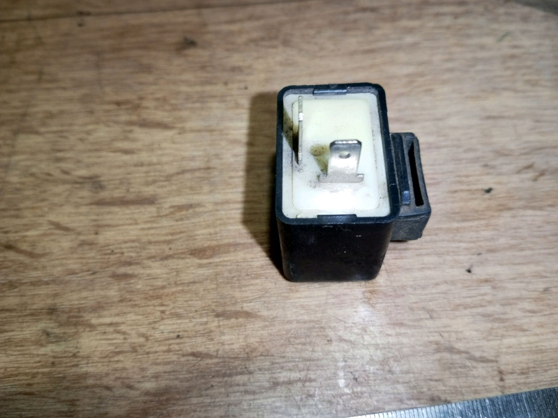 Реле поворотов 2 контакта на мопед без сигнала ном 239 - купити ...