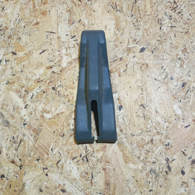 Декоративна заглушка ручника шкода феліція: цена 150 грн - купить ...