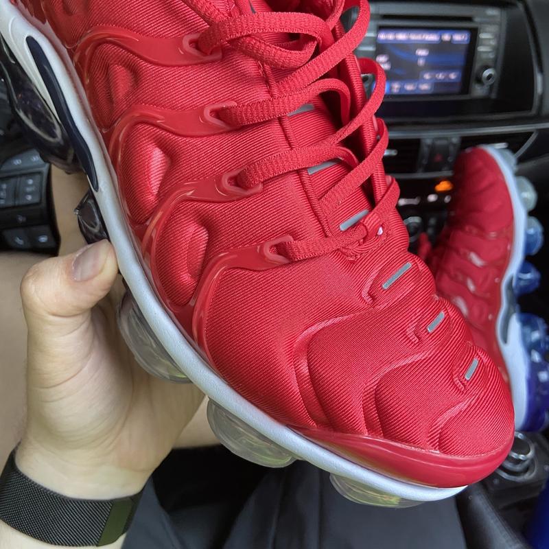 vapormax tn plus red