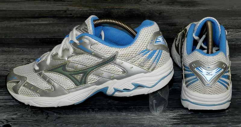 mizuno wave genesis 2