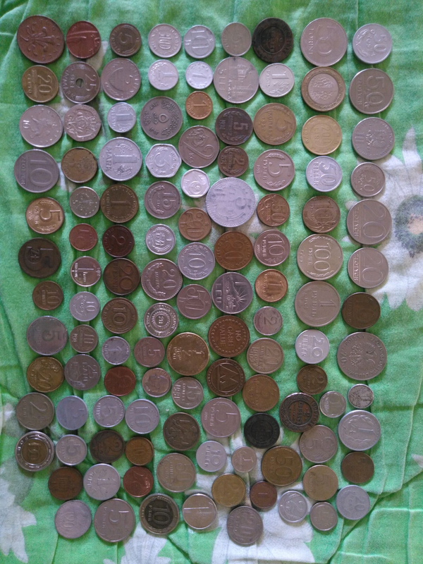 Различные монеты разных стран