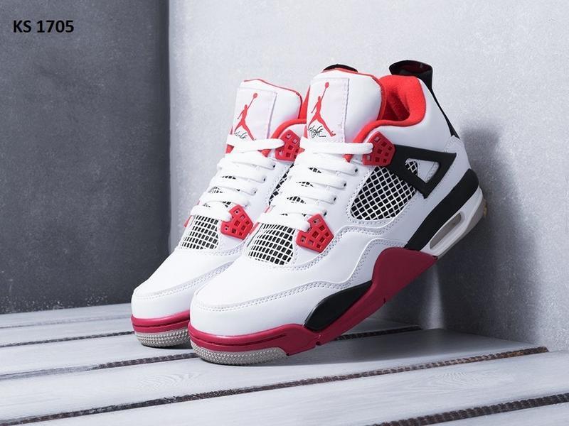Кроссовки nike air jordan 4 retro: цена 2170 грн - купить Кеды ...