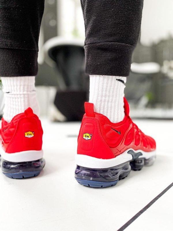 vapormax plus red