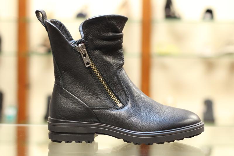 Ecco 2025 zoe boot