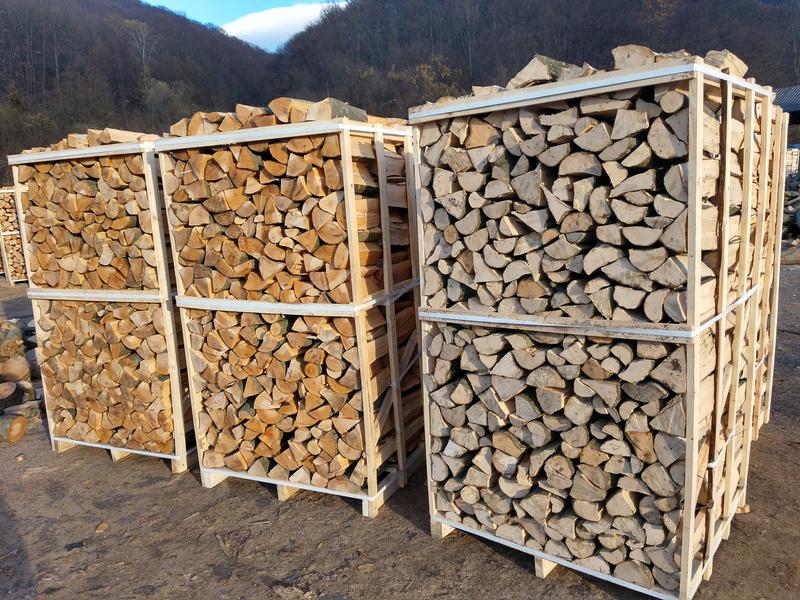 1 куб колотых дров. Куб дров. 1 Куб дров. Что такое складометр дров. Куб дров в метрах.