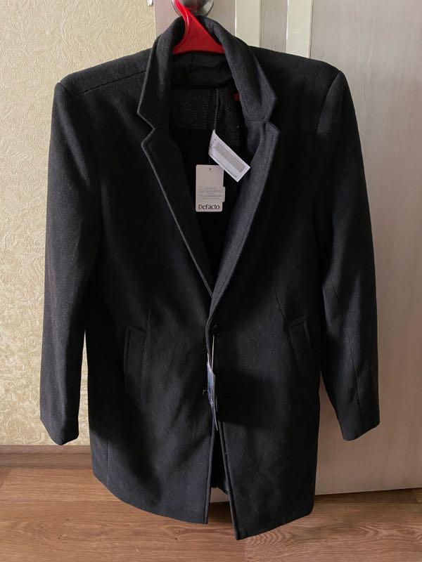 Чоловіче пальто темно-сірого кольору (темно-графітовий)