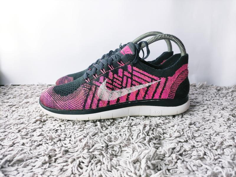 Nike free store 4.0 flyknit black