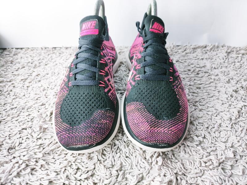 Nike free store 4.0 flyknit black