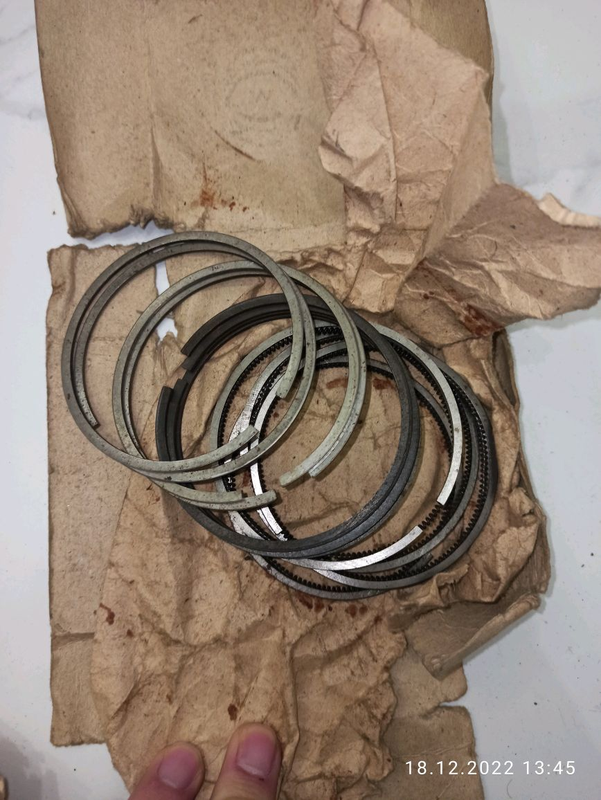 Кольца поршневые ВАЗ 2101 2103 Мичуринск СССР новые: цена 299 грн ...