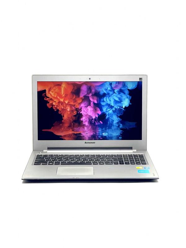 Lenovo IdeaPad Z510 15,6" HD i34000M 2,4 GHz GeForce GT