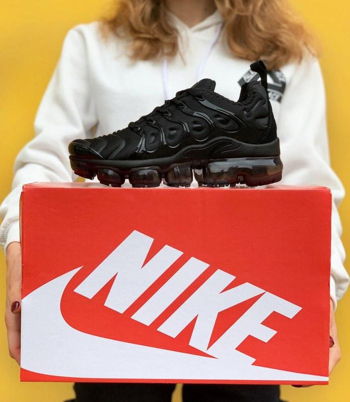 vapormax tn all black