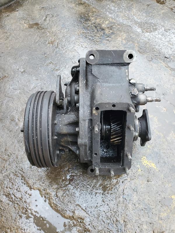 Коробка роздатка раздаточная коробка автомобиля ЗИЛ 131 ЗИЛ ид...: цена ...