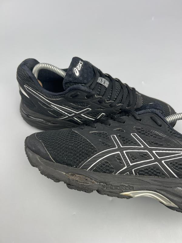 asics nimbus cumulus kayano