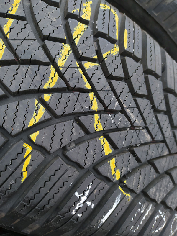 Шини зимові 215/60/17 Bridgestone Blizzak LM005: цена 11600 грн ...