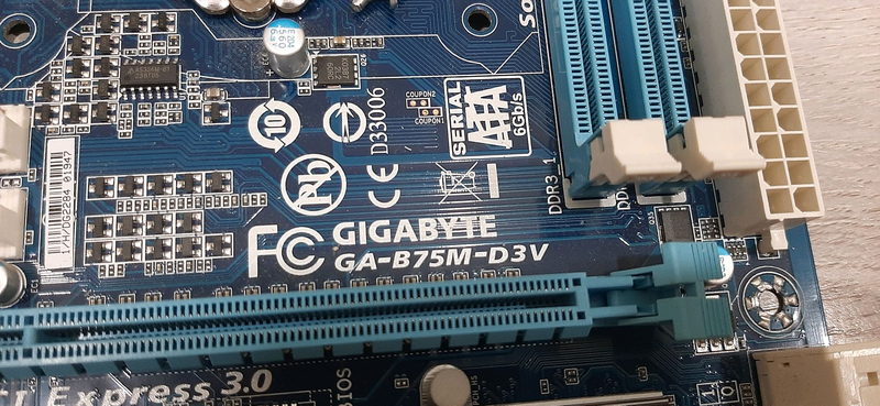 Gigabyte Ga 5m D3v Na Izi Ua