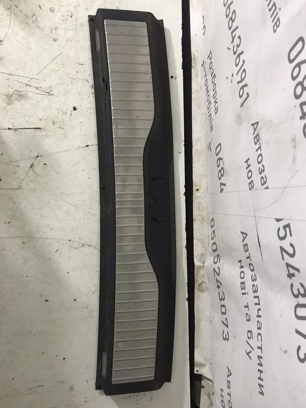 ЗАЩИТА ПОРОГА БАГАЖНИКА 13131330 Opel Zafira B: цена 600 грн - купить ...