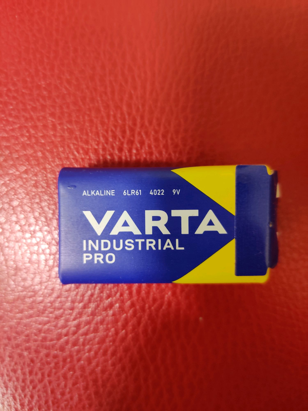Батарейка щелочная Varta Industrial Pro 4022, 6LR61 крона 9V