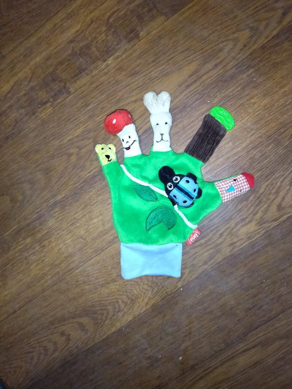Игрушка перчатка для игры с малышами