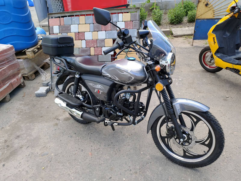 Musstang MT 125 Fit