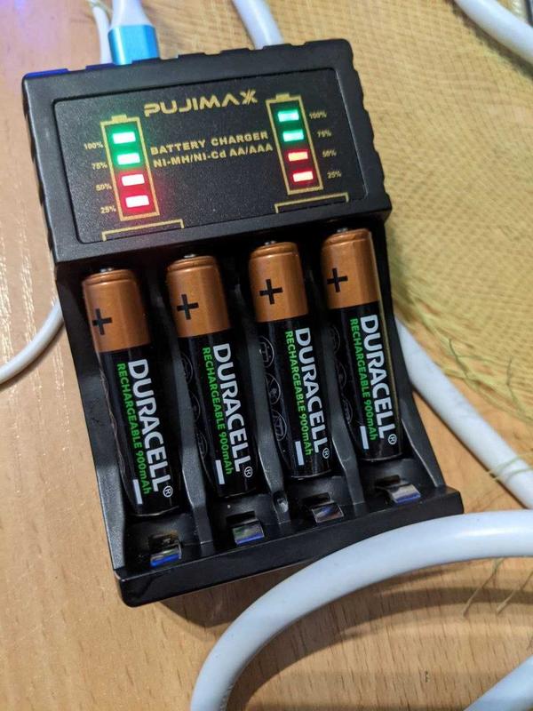 Зарядка для батареек ААА и АА Rechargeable - 300 ₴, купить на ИЗИ ...