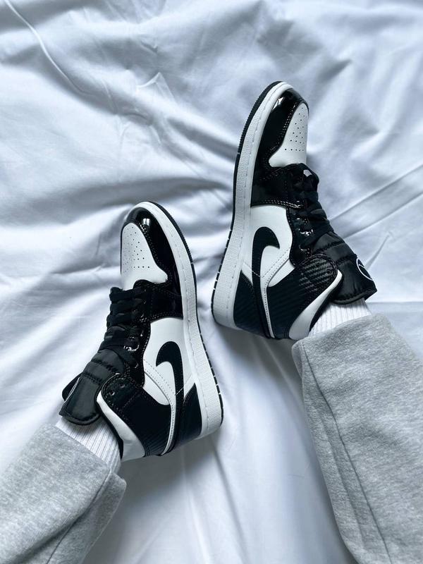Кросівки nike air jordan 1 mid se asw"carbon fiber" 2850 ₴, купити на