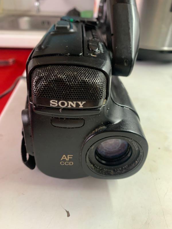 Відеокамера SONY - купити недорого б/в на ІЗІ (65916212)