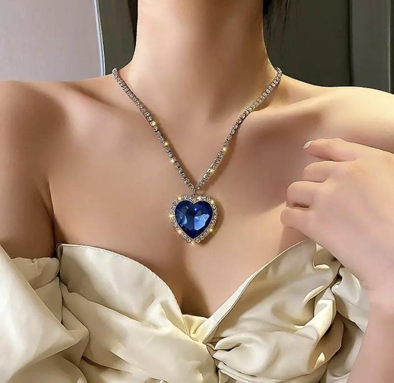 Женское ожерелье сердце Океана