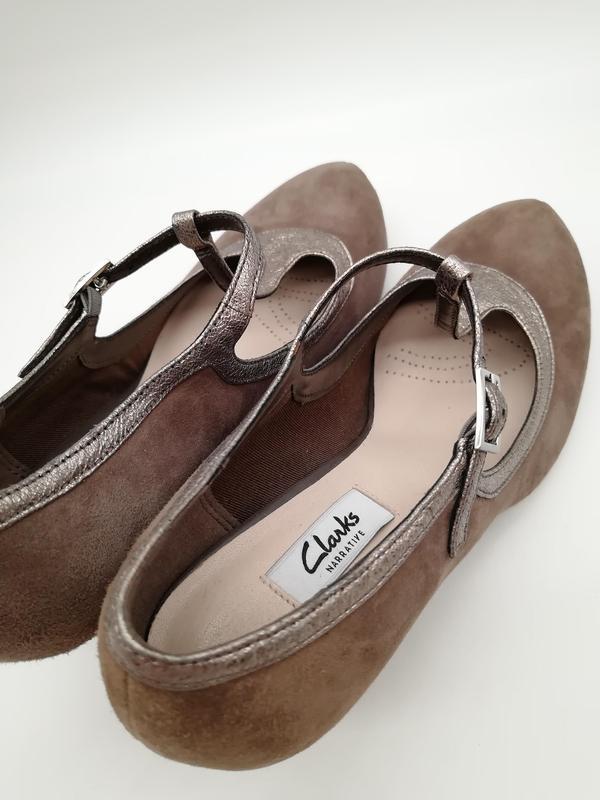 chorus thrill clarks shoes