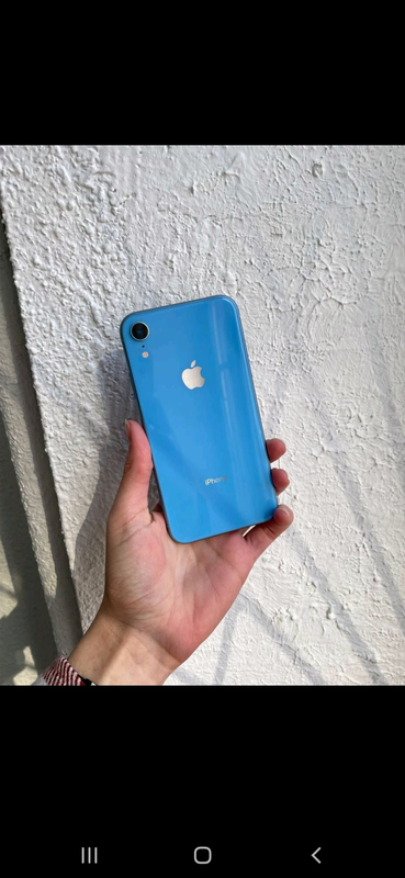 iPhone XR 128 GB BLUE