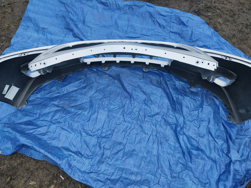 Передній бампер тойота камри 40 - 6000 ₴, купить на ИЗИ (66226251)