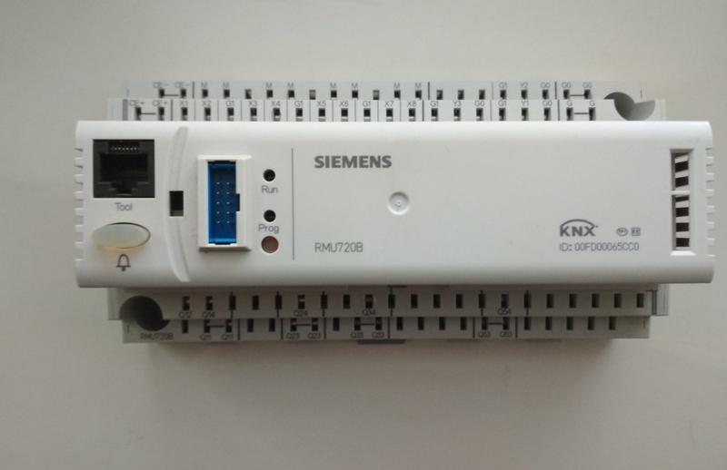 Siemens RMU720B-4 Универсальный контроллер