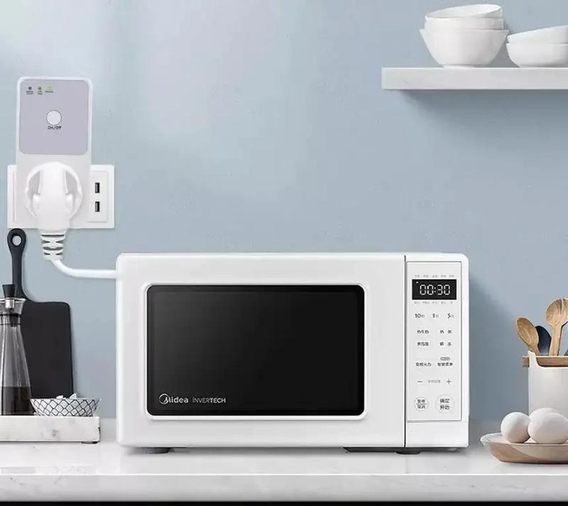 Реле напряжения в розетку отсекатель, Защита от перепадов напр... - 650 ...