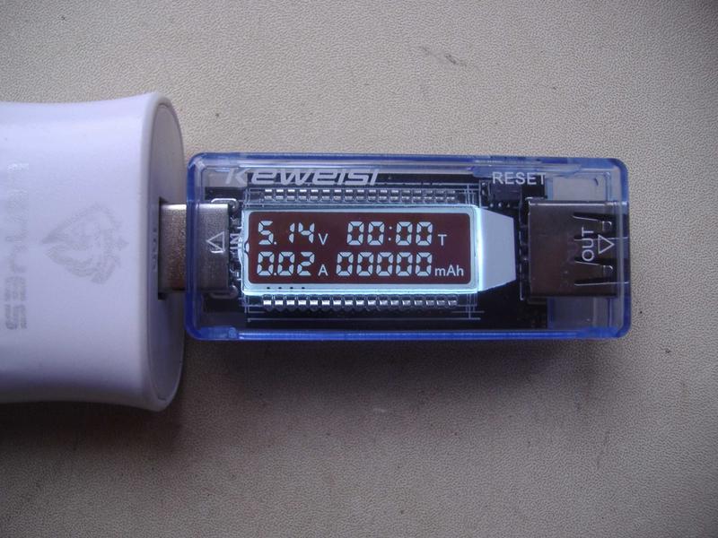 USB тестер Keweisi V20 (измеряет вольтаж,амперы,емкость)