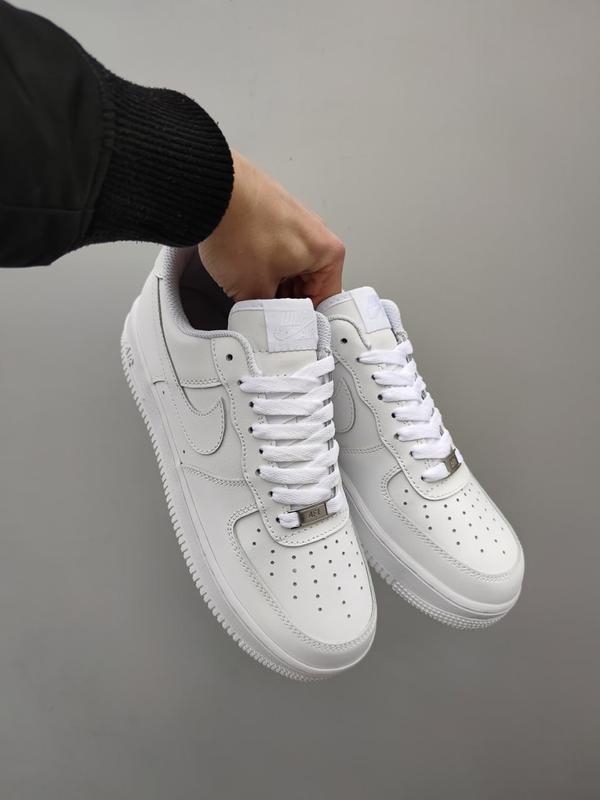 Nike air force 1 low store white gum