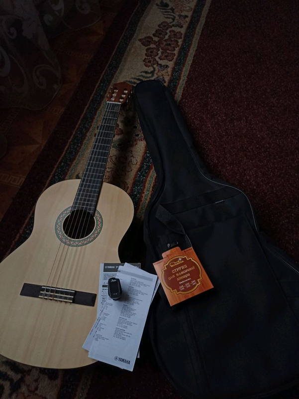 Класична гітара Yamaha C40M - 4899 ₴, купить на ИЗИ (67751110)