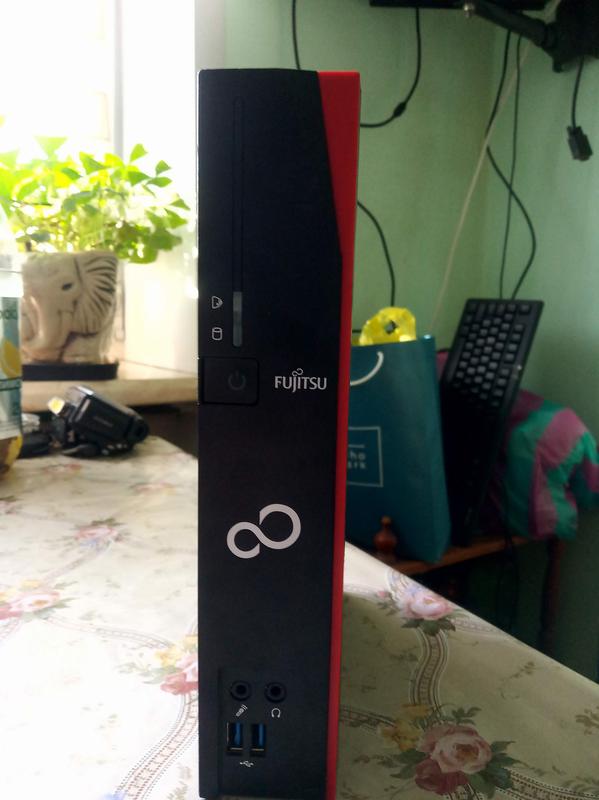 Тонкий клиент Неттоп Мини-ПК 4-ядра Fujitsu Futro S920 4x1.5GHz 4
