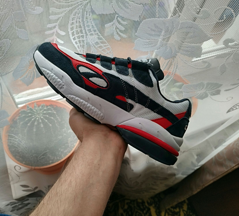 Puma cell venom white blue hotsell