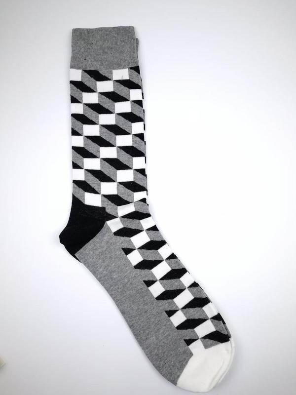 Мужские носки с геометрическим рисунком